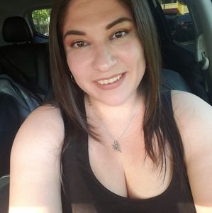 Meet your Posher, Monique